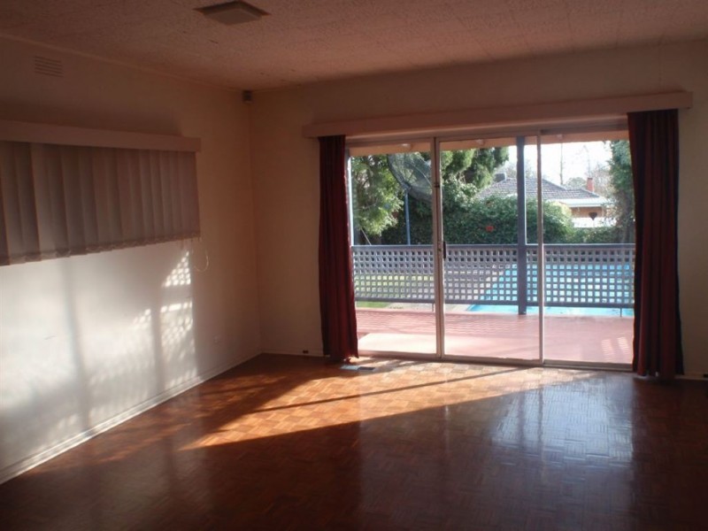 19 Sanday Street, Glen Waverley VIC 3150