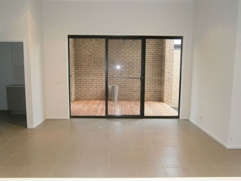 34 Falconer Street, Glen Waverley VIC 3150