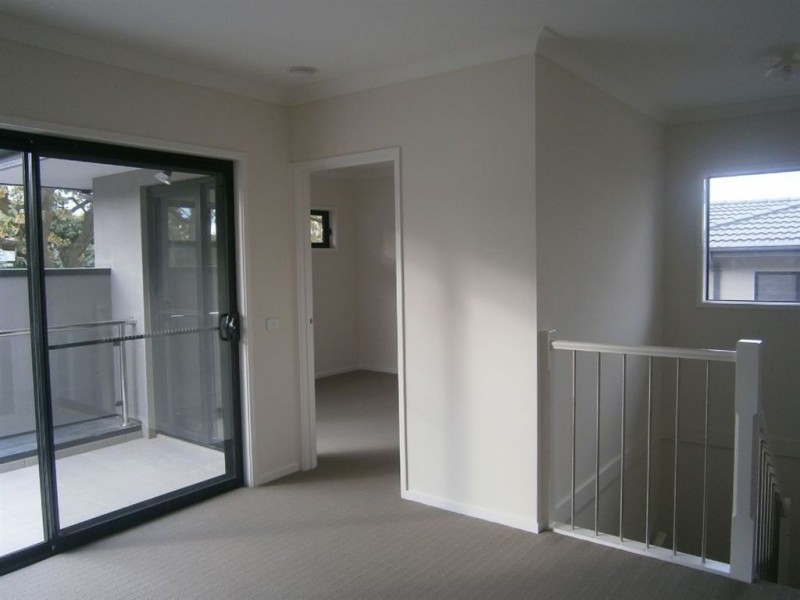 34 Falconer Street, Glen Waverley VIC 3150