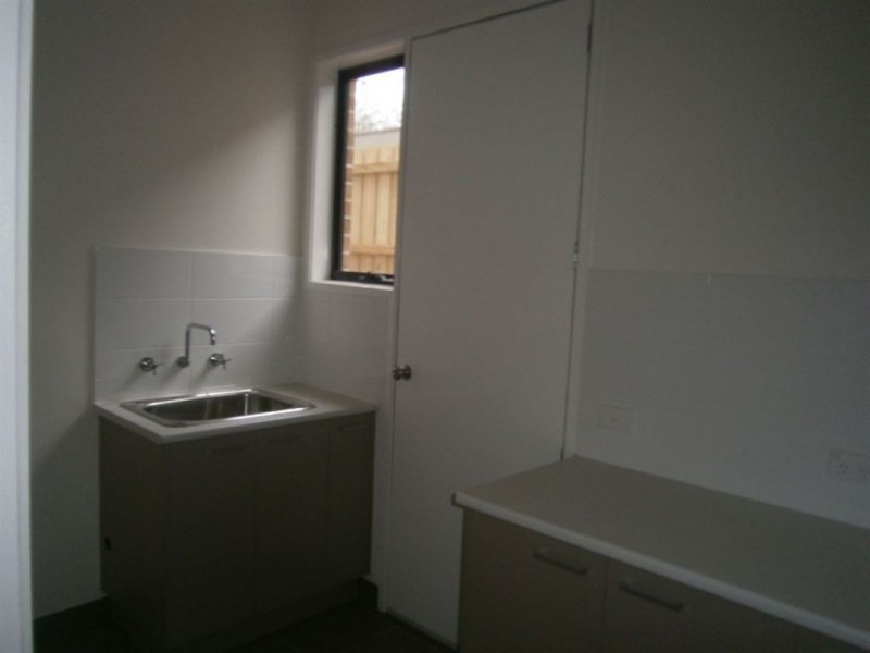 34 Falconer Street, Glen Waverley VIC 3150