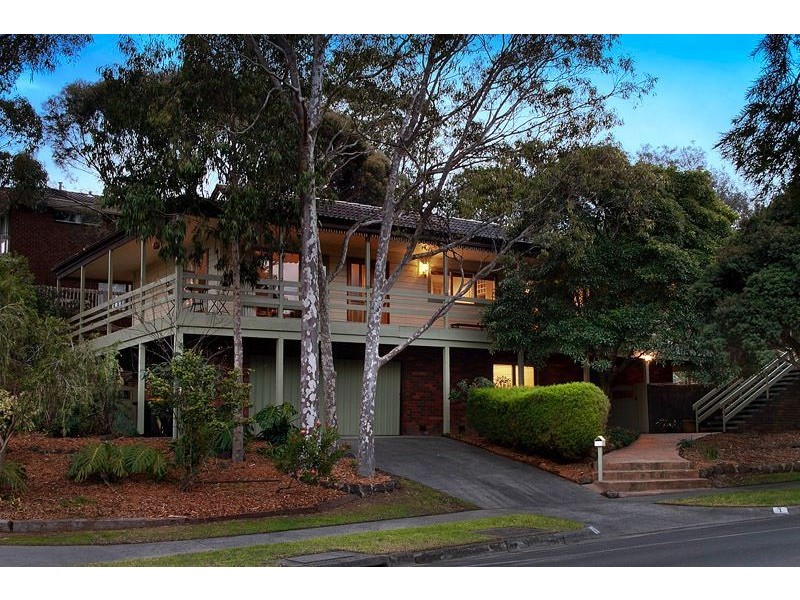 1 Solway Drive, Glen Waverley VIC 3150