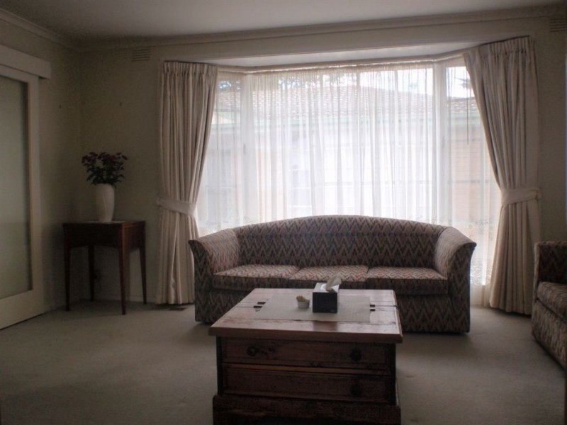 2/216 Lawrence Road, Mount Waverley VIC 3149