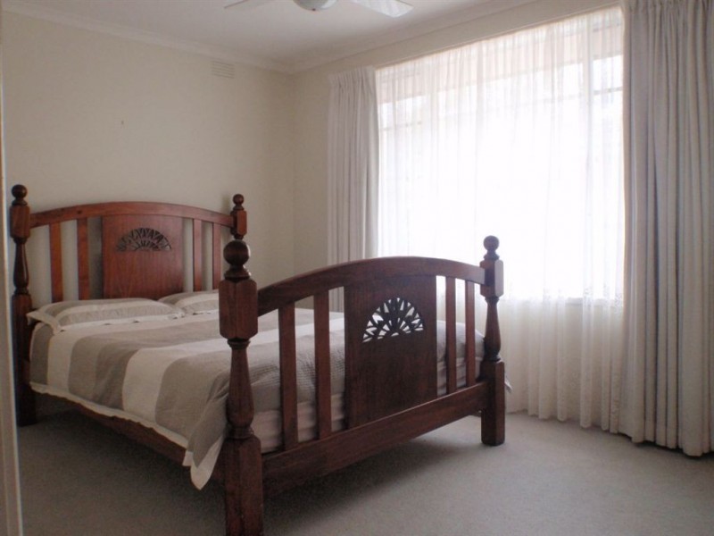 2/216 Lawrence Road, Mount Waverley VIC 3149