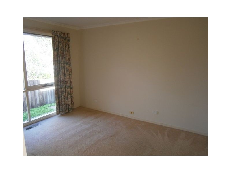 2/16 Biscayne Drive, Mount Waverley VIC 3149