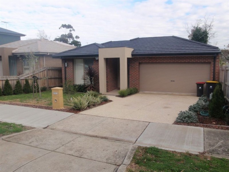 63 Panoramic Grove, Glen Waverley VIC 3150