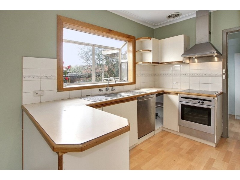 8 Acton Street, Mount Waverley VIC 3149