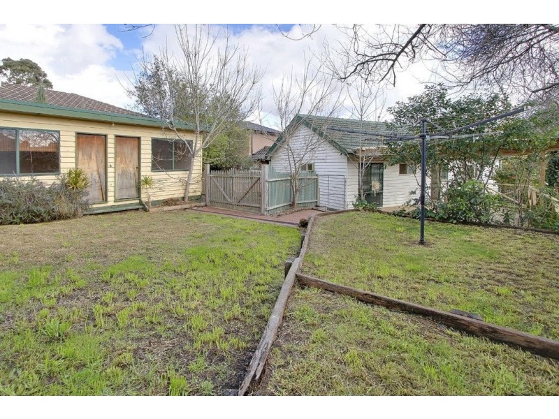 8 Acton Street, Mount Waverley VIC 3149