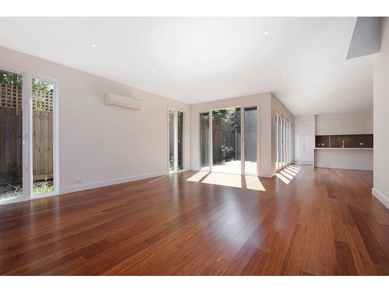 2/50 Donald Road, Wheelers Hill VIC 3150