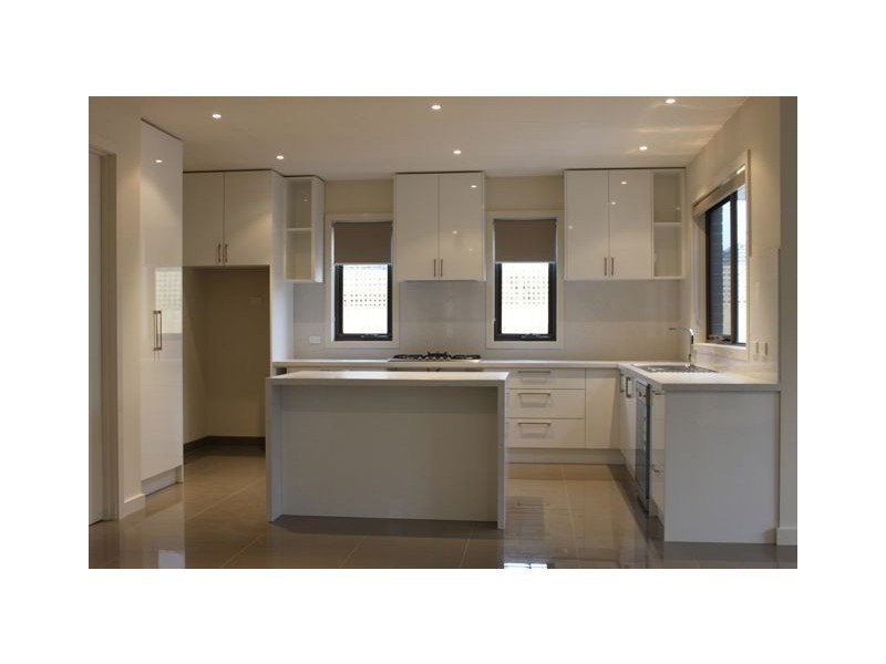 2/11 Dion Road, Glen Waverley VIC 3150
