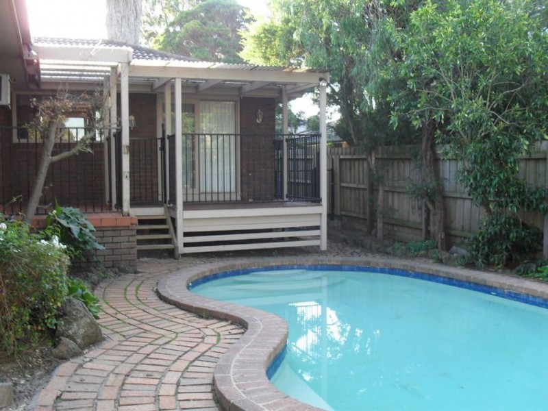 74 King Arthur Drive, Glen Waverley VIC 3150