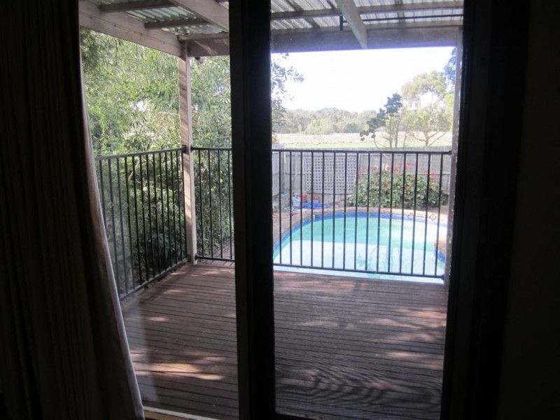 74 King Arthur Drive, Glen Waverley VIC 3150