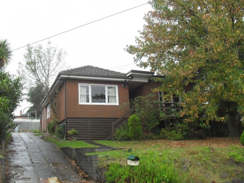 19 Carrol Grove, Mount Waverley VIC 3149
