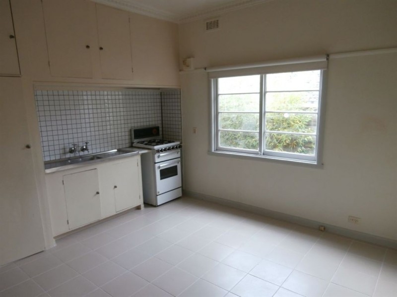 18A The Boulevard, Glen Waverley VIC 3150