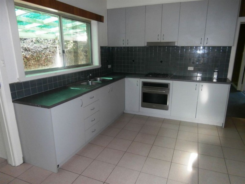 1/13 Dover Street, Oakleigh East VIC 3166