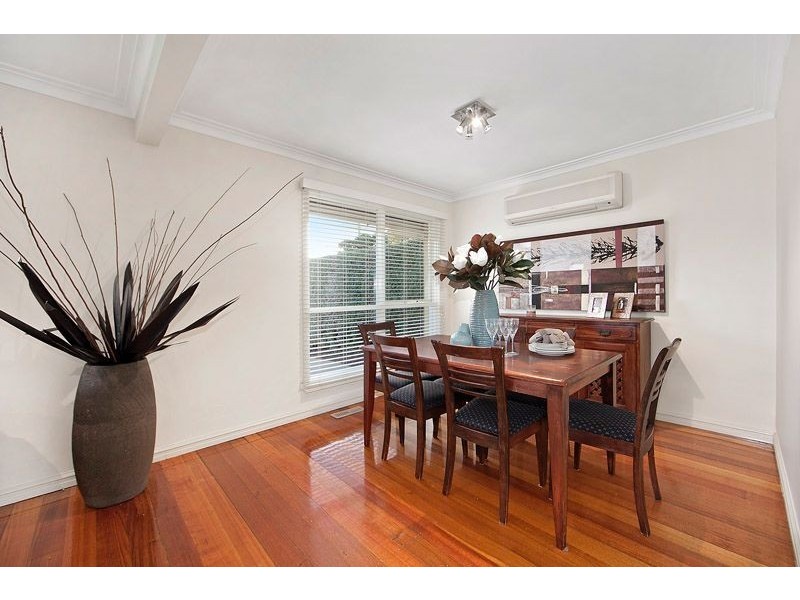 2 Crocus Crescent, Glen Waverley VIC 3150