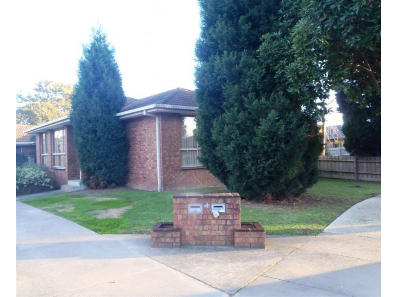 1/4 Easton Court, Dandenong North VIC 3175