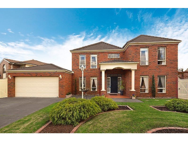 1 Earls Court, Wantirna South VIC 3152