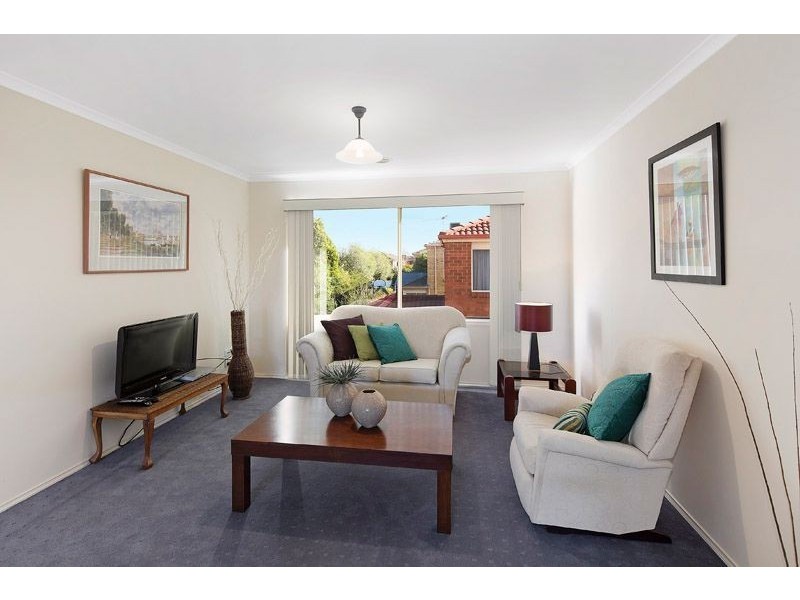 1 Earls Court, Wantirna South VIC 3152