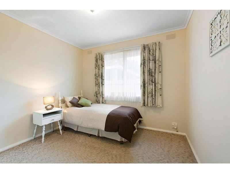 6 St Andrews Court, Mount Waverley VIC 3149