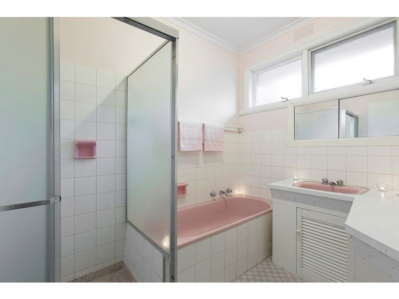 6 St Andrews Court, Mount Waverley VIC 3149