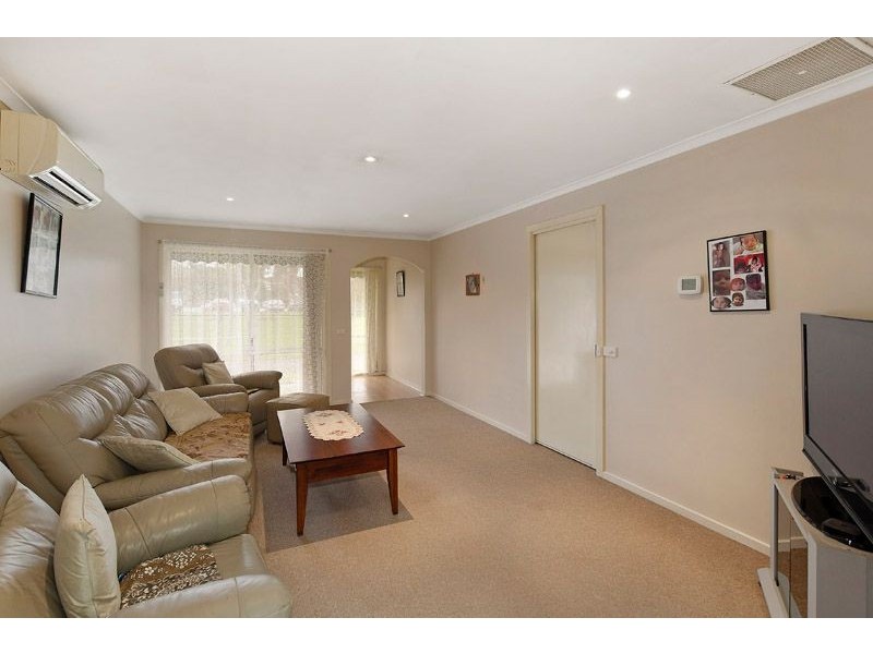 2/605 High Street Road, Mount Waverley VIC 3149