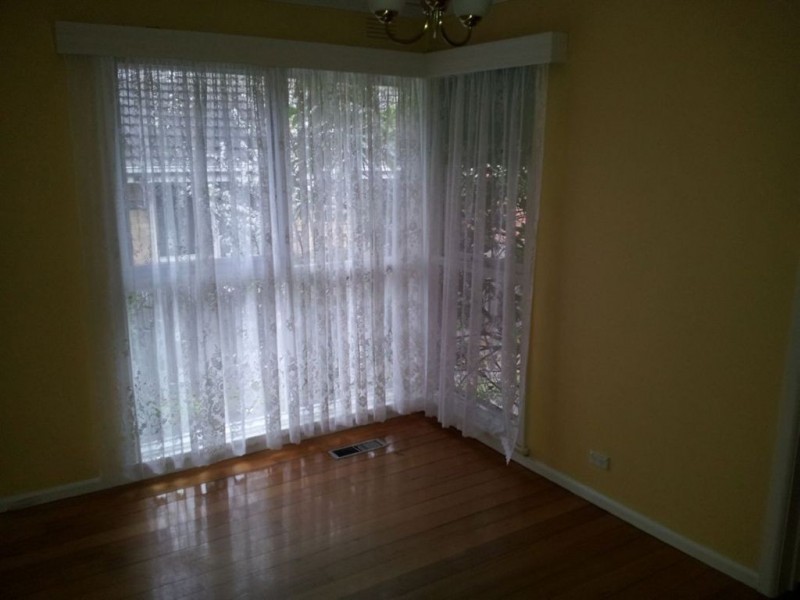 53 Larch Crescent, Mount Waverley VIC 3149