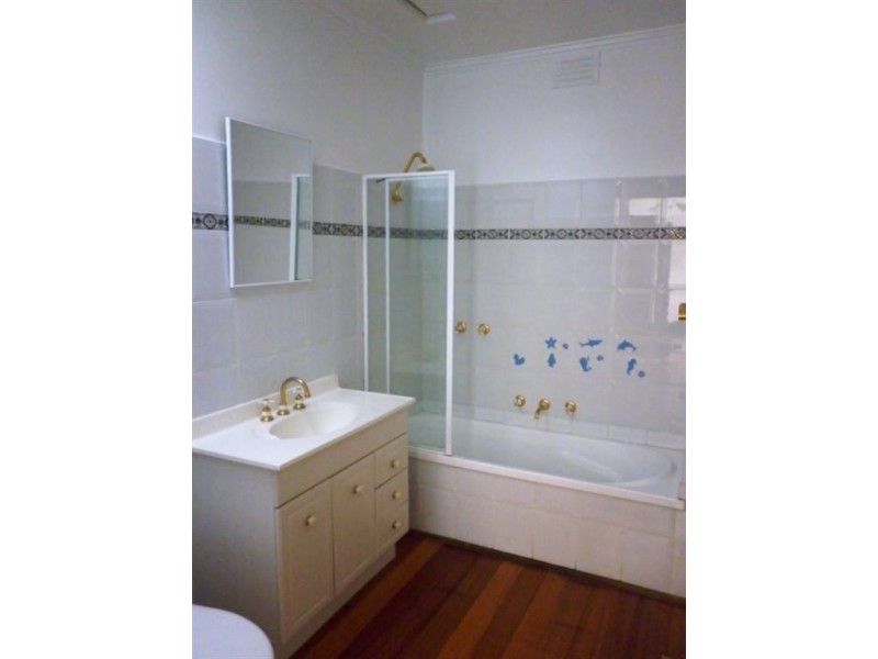 13 Howell Drive, Mount Waverley VIC 3149