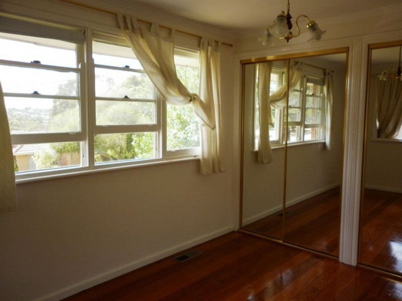 13 Howell Drive, Mount Waverley VIC 3149