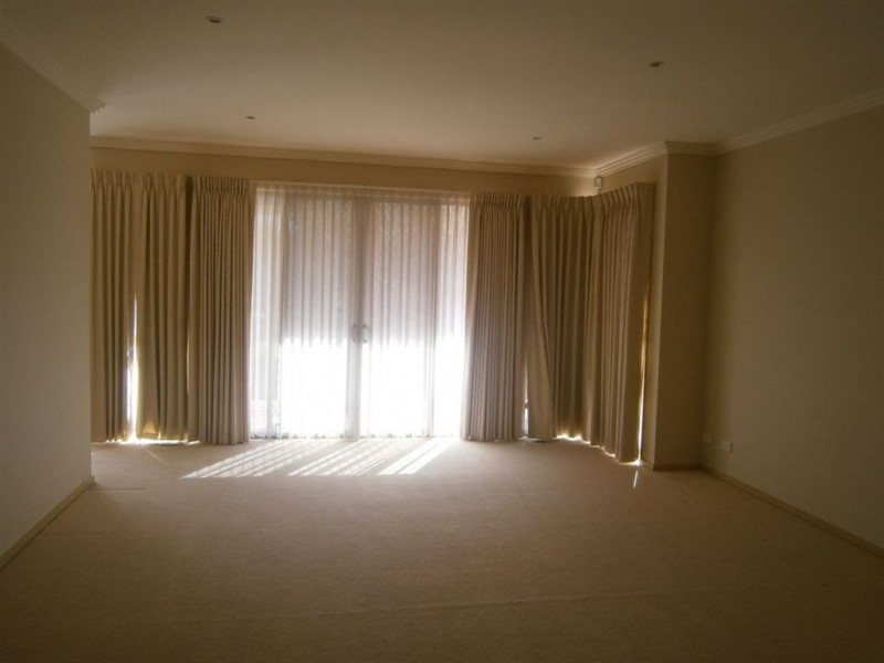 10 Lakeview Court, Glen Waverley VIC 3150