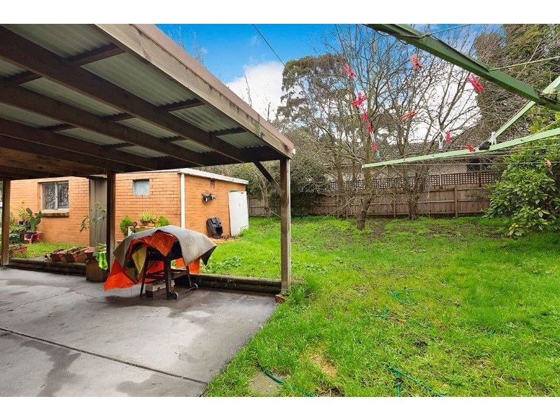 11 Willow Avenue, Glen Waverley VIC 3150