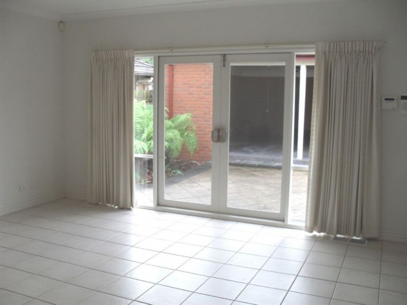 1/48 Panoramic Grove, Glen Waverley VIC 3150