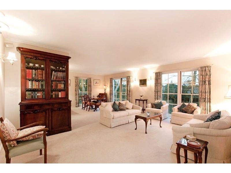 9 Morecombe Place, Wheelers Hill VIC 3150