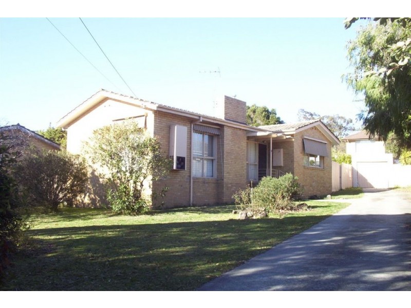 14 Illuka Crescent, Mount Waverley VIC 3149