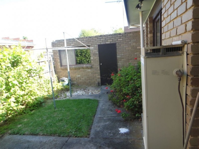 1/52 Essex Road, Mount Waverley VIC 3149