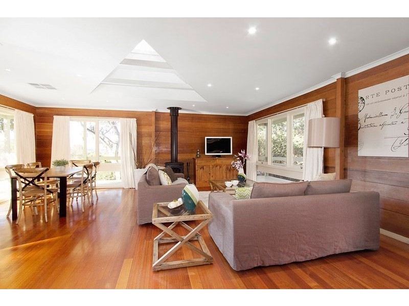 1 Solway Drive,, Glen Waverley VIC 3150