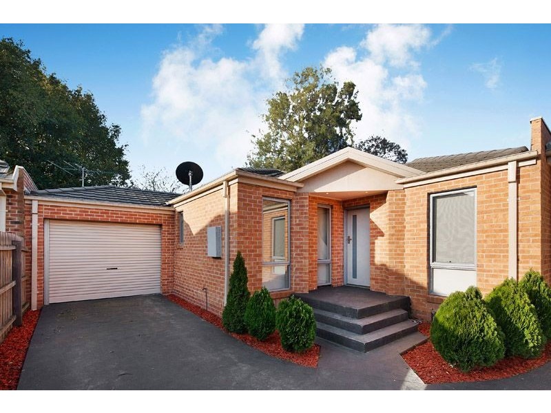 2/11 Melaleuca Drive, Glen Waverley VIC 3150