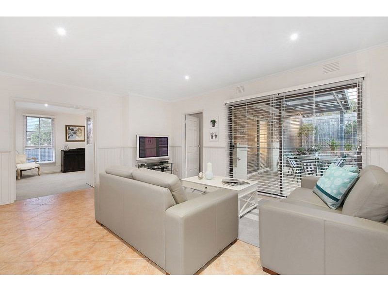 33 Strickland Drive, Wheelers Hill VIC 3150