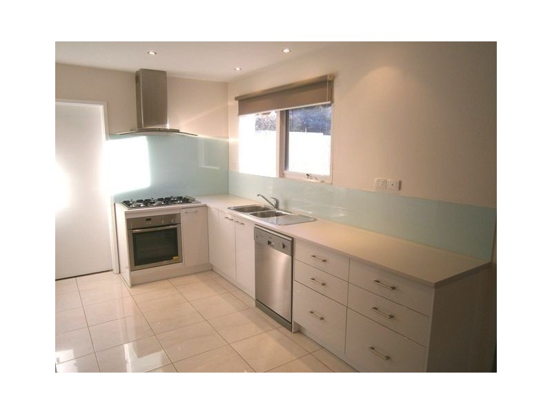 7 Hubbard Avenue, Mulgrave VIC 3170