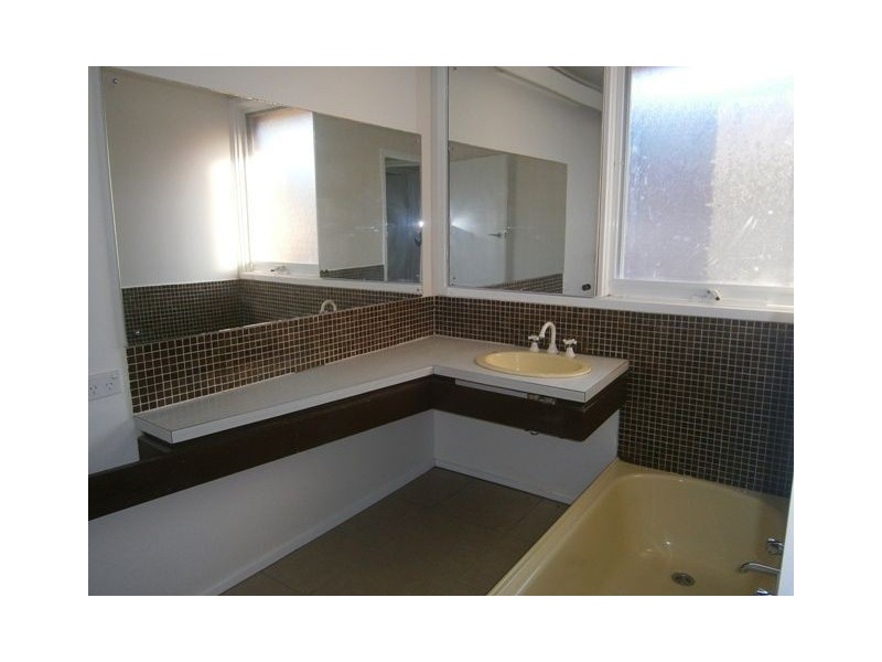 7 Hubbard Avenue, Mulgrave VIC 3170