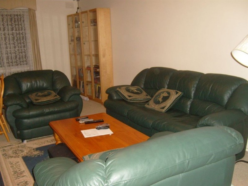 116 Capital Ave, Glen Waverley VIC 3150