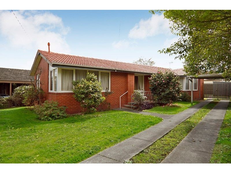 9 Winmalee Drive, Glen Waverley VIC 3150