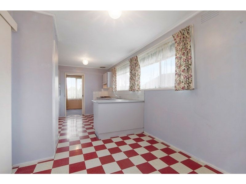 9 Winmalee Drive, Glen Waverley VIC 3150