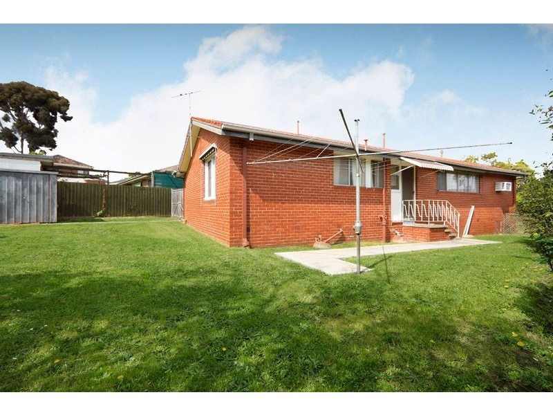 9 Winmalee Drive, Glen Waverley VIC 3150