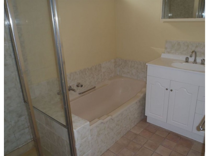 8/2 Gowan Road, Mount Waverley VIC 3149