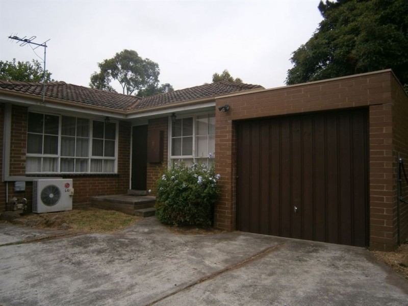 2/15 Crown Street, Glen Waverley VIC 3150