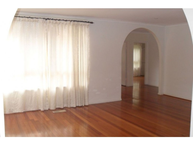 33 Windella Crescent, Glen Waverley VIC 3150