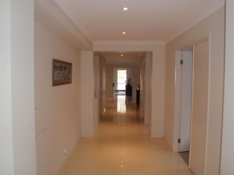 10 Darlington Avenue, Wheelers Hill VIC 3150