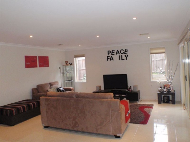 10 Darlington Avenue, Wheelers Hill VIC 3150