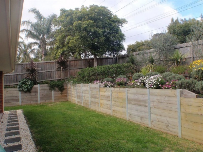 10 Darlington Avenue, Wheelers Hill VIC 3150