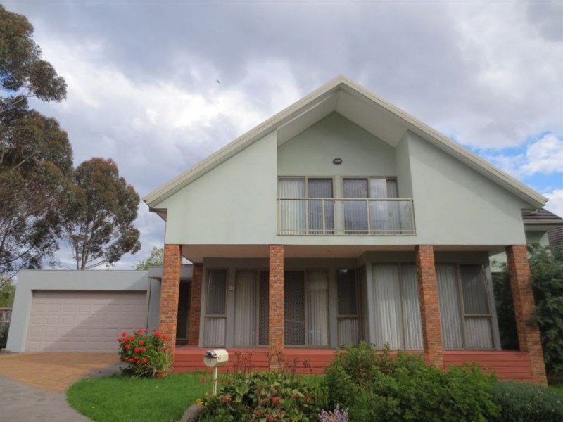 10 Lakeview Court, Glen Waverley VIC 3150